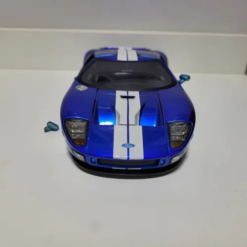 Miniatura ford gt velozes 1 24