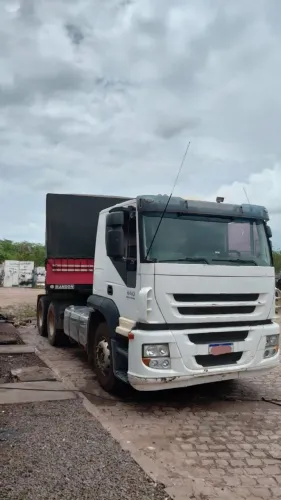 Conjunto Iveco Stralis 440 + graneleiro 9 eixos 