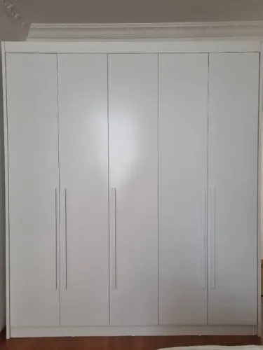 Guarda roupa 5 portas