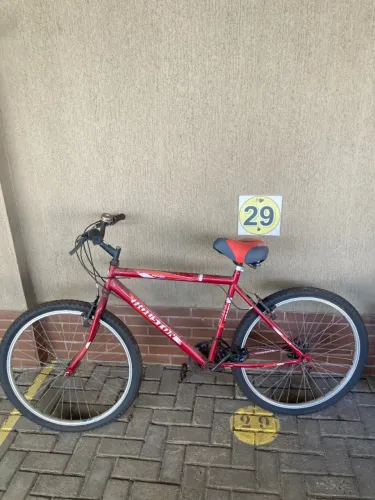 Bicicleta Houston Aro 26 - 21 Marchas