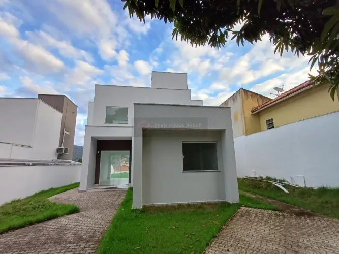 Casa à Venda em Serra Grande