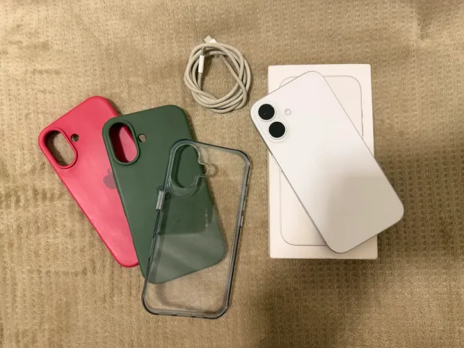 IPhone 16 128gb Seminovo Branco em Perfeito estado 