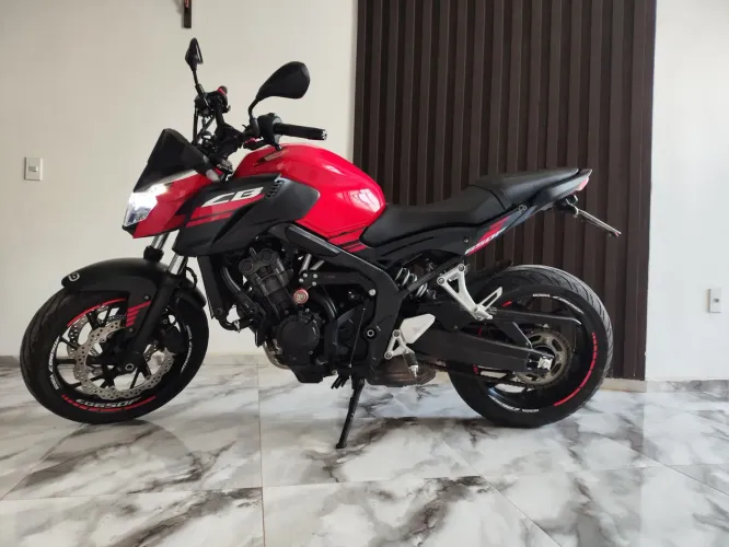 Vendo CB 650F modelo 2019