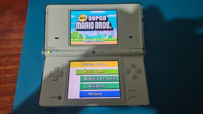 Nintendo DSi japonês branco desbloqueado