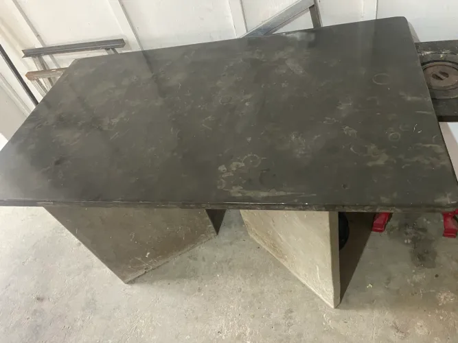 Mesa de ardósia 1,38x80 por 78 de altura