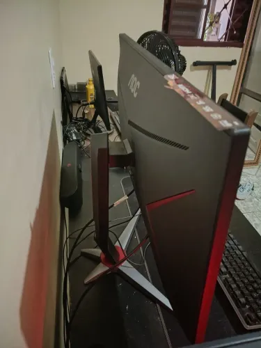 Monitor AOC hero 27" QuadHD 1440p 155hz