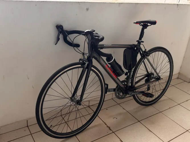Bicicleta de corrida Caloi Spedd Strada 52/54