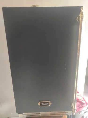 Máquina gelo tecno vintage