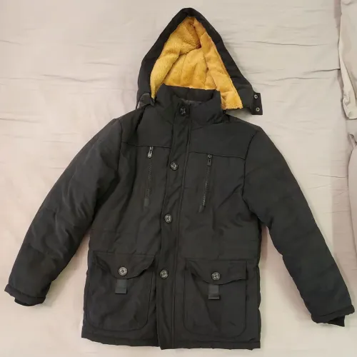 Jaqueta pesada, resistente a agua, a vento, otima para frio e neve