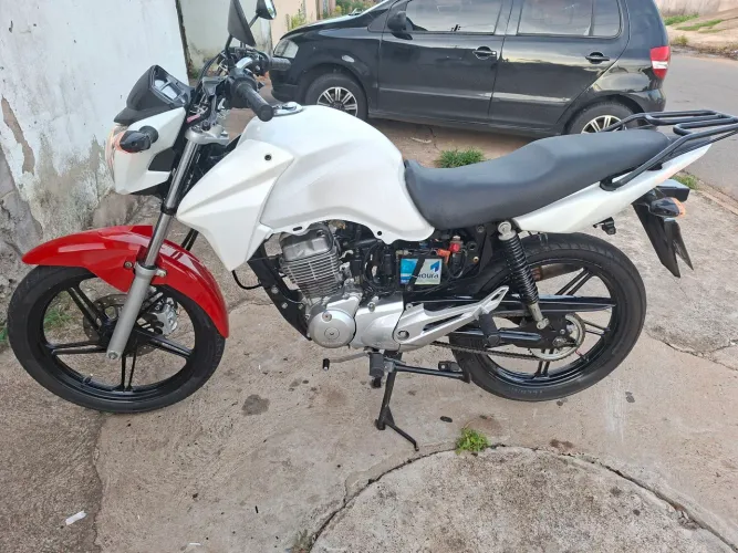 Vendo ou troco por carro