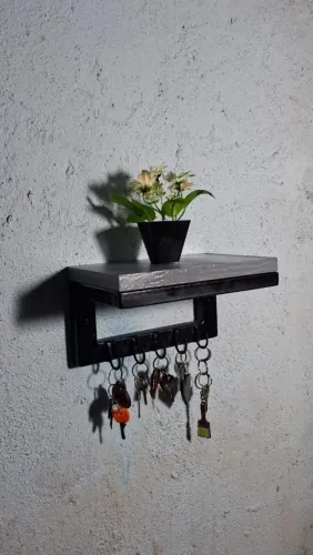 Chaveiro/prateleira utilitária 
