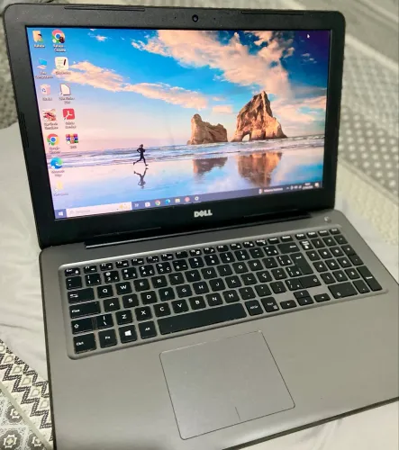 ? NOTEBOOK DELL INSPIRON 15 5567 - CORE i5 - 8GB RAM - SSD 240GB