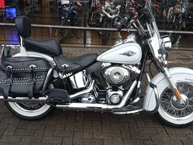 HARLEY-DAVIDSON FLSTC