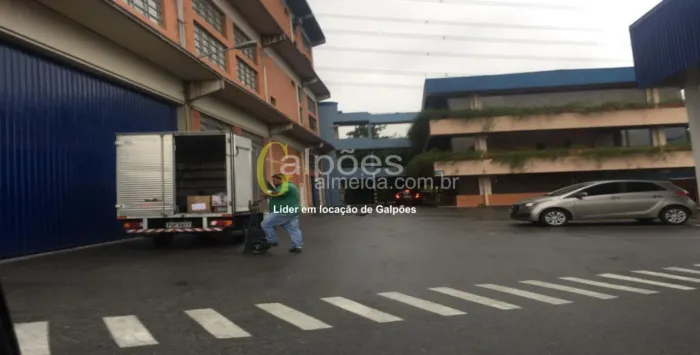 Pavilhão/Galpão para alugar no bairro Jardim Jaraguá - São Paulo/SP