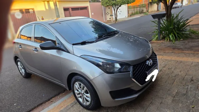 Hyundai HB20 Unique 1.0 Flex 12V Mec. 2019