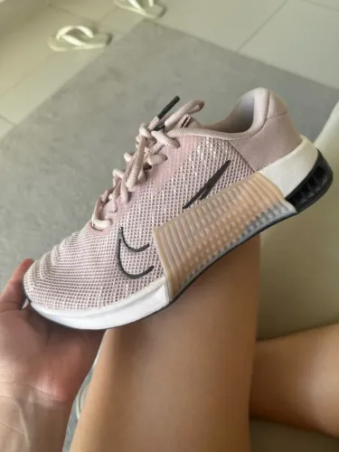 Tênis metcon feminino