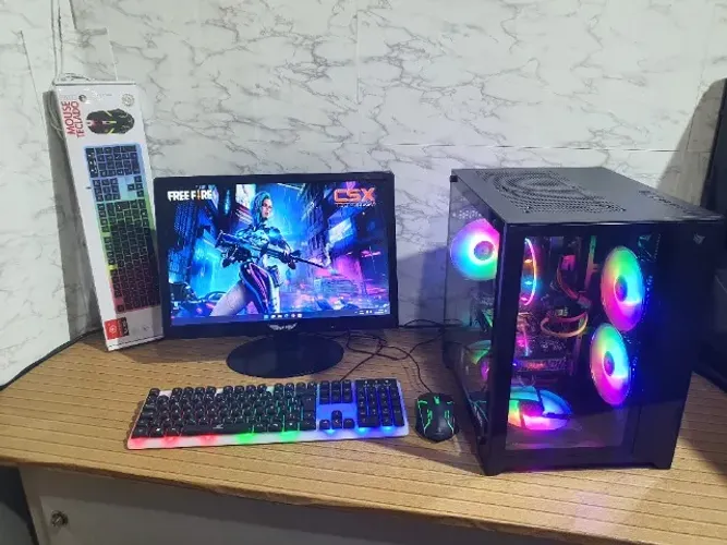 VENDO/TROCO PC GAMER / i7 6700/ 8GB DDR4/ SSD120+500GB HD/ GTX960 / FORMATADO + JOGOS