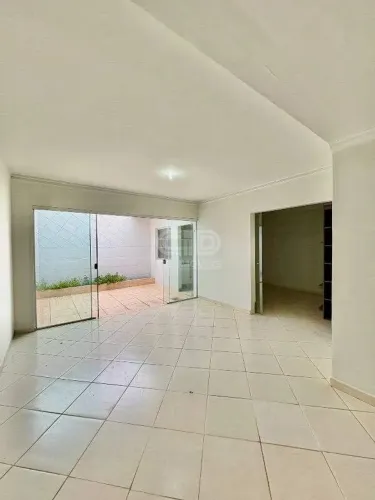 Casa à venda de 3 quartos sendo 1 suíte no Condomínio Porto Rico