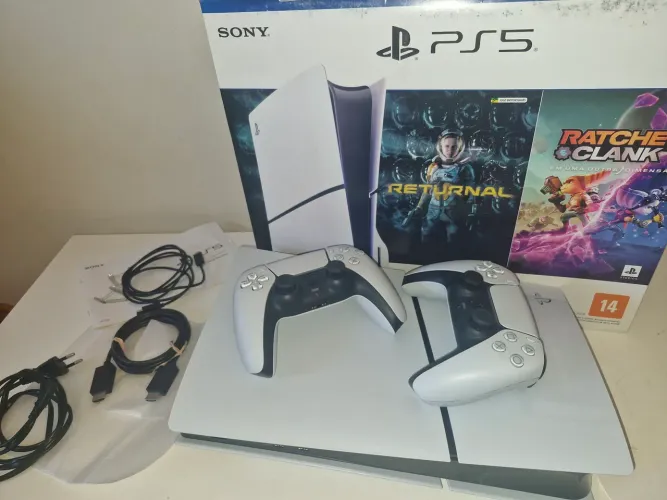 PS5 2 controles 2 jogos mídia física apenas venda