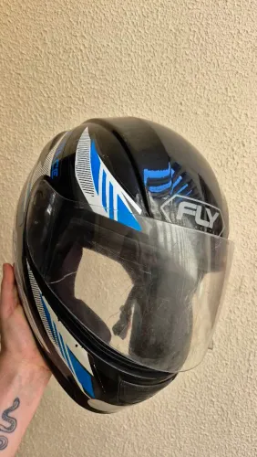 CAPACETE FLY