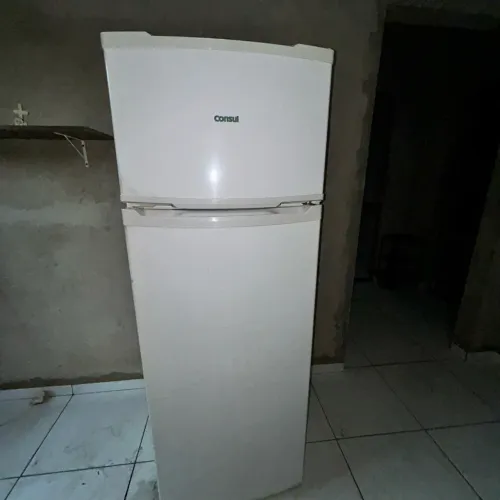 Geladeira Consul duplex branca, modelo CRD36GBBNA00