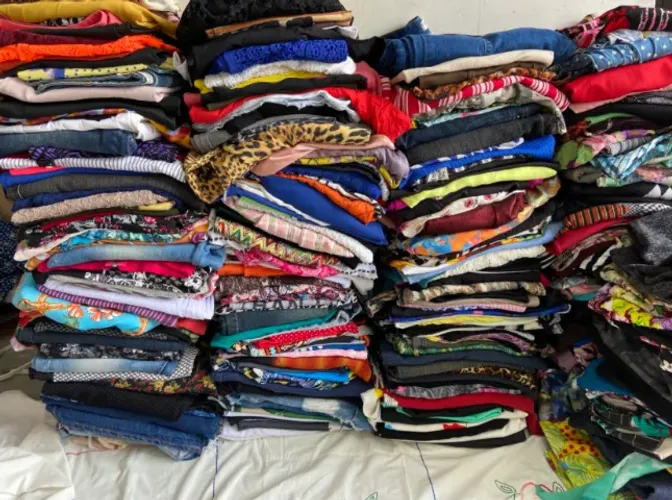 Lote de roupas