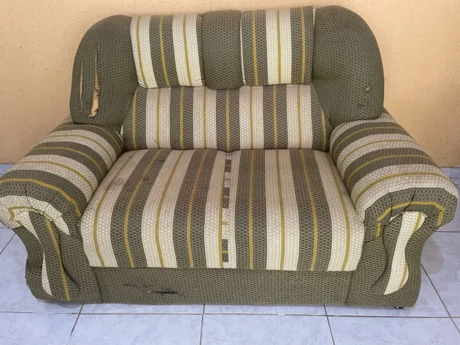 SOFÁ 2 LUGARES