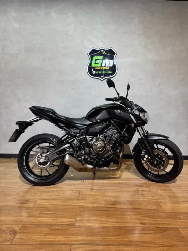 Yamaha MT-07 700 cc 