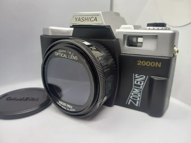 CAMERA ANALÓGICA YASHICA 2000N NOVA