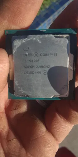 Vendo prosessador i5 de 9° geraçao serie (f) sen vidio presisando de placa de vidio