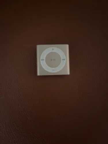 iPod shupffle 4ª geração dourado original Apple + cabo funcionando perfeitamente