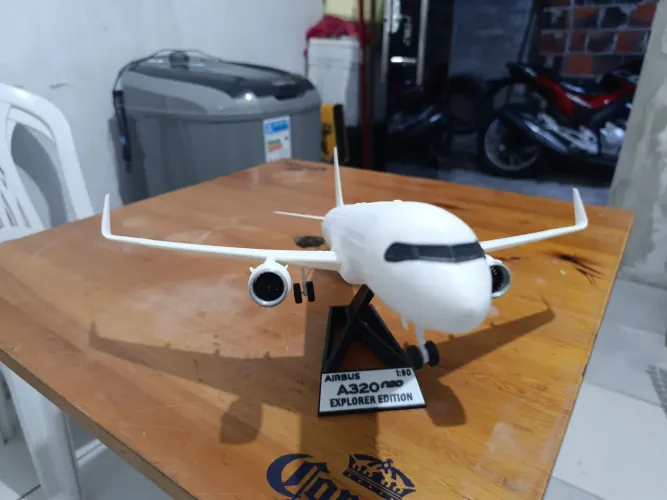 Miniatura Aviao Airbus a320neo