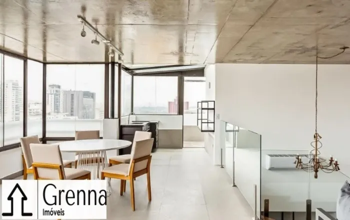 Cobertura duplex com 231m² para locação e à venda, Pinheiros-SP.