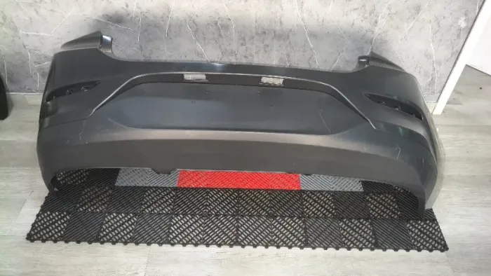 Para-choque Traseiro Onix Plus Sedan