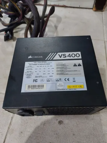 Fonte Corsair VS400