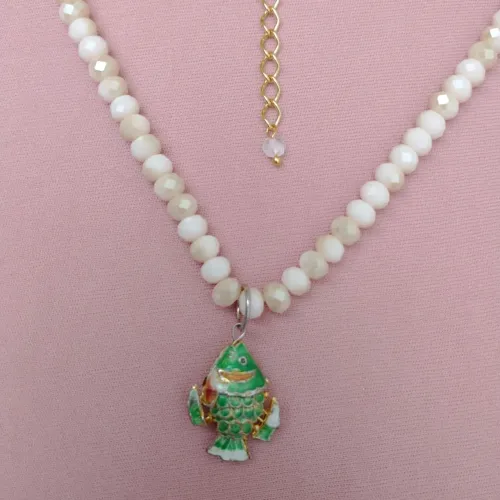 Colar de peixinho verde