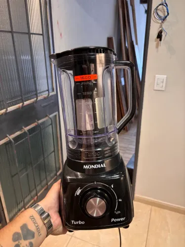Liquidificador MONDIAL Turbo Power usado 1x