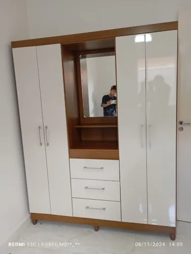 Guarda Roupa Capelinha com Espelho Novo Entrega Grátis