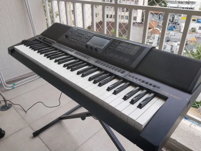 TECLADO CASIO ARRANJADOR MZ -X300 - CASE - PEDAL - TRIPÉ