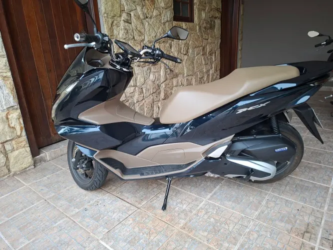 Moto Honda PCX 160 impecável 