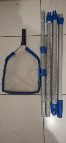 Peneira para piscina e cabo telescópico