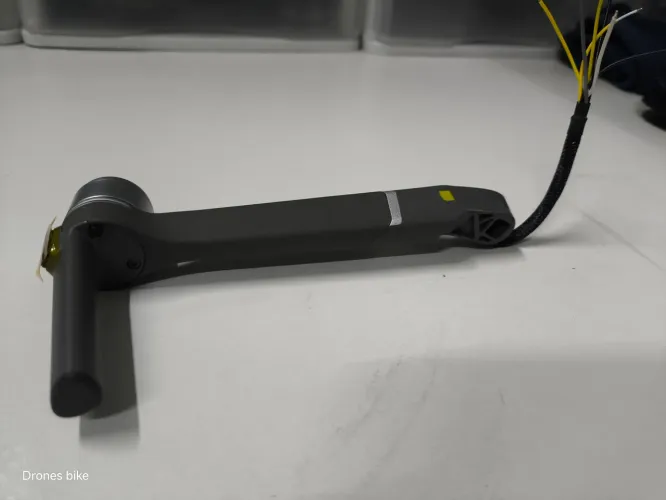 Braço lado direito com motor Drone DJI Mavic pro e 2 pro