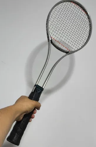 Raquete de Tênis Condor Alumínio Polido 333g