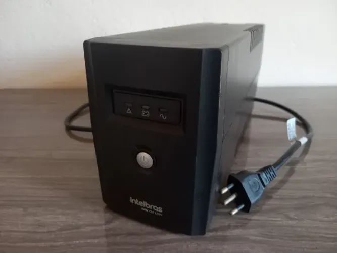Nobreak Intelbras XNB 720VA 110V - Ótimo estado