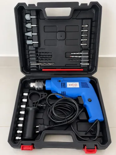 Furadeira e Parafusadeira de impacto - 750W