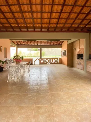 Casa de 351m² com 3 quartos, sendo 3 suítes para alugar no Alphaville Campinas, Campinas/S