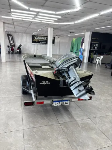 LANCHA MOTORBOAT / EMBARCAÇÃO BIGODE 