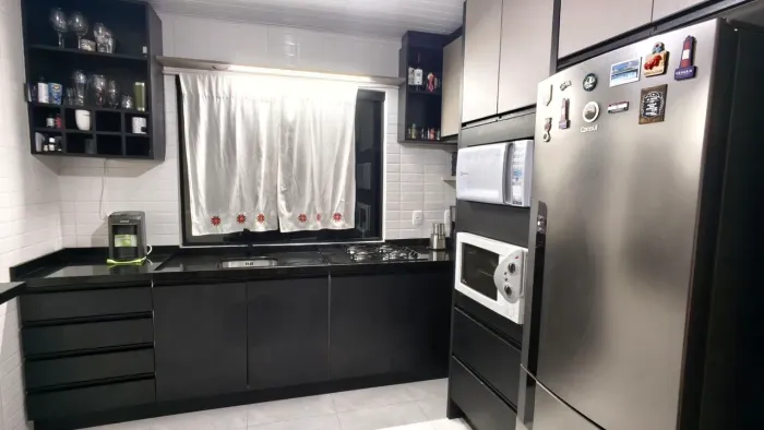 COZINHA COMPLETA COM PEDRA EM MDF