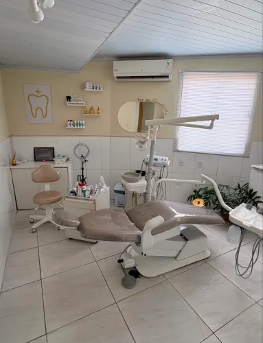 Oportunidade! Vendo Clínica Odontológica Montada em Tancredo Neves