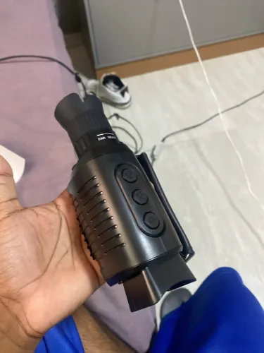 Vendo monóculo digital de visão noturna em excelente estado.